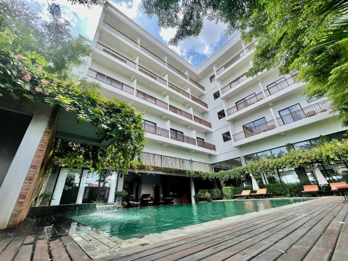 Daco Hotel Siem Reap Exterior photo